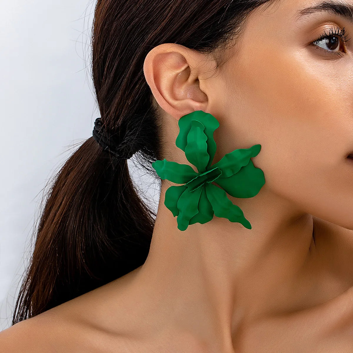 Boucle d'oreille grosse fleur
