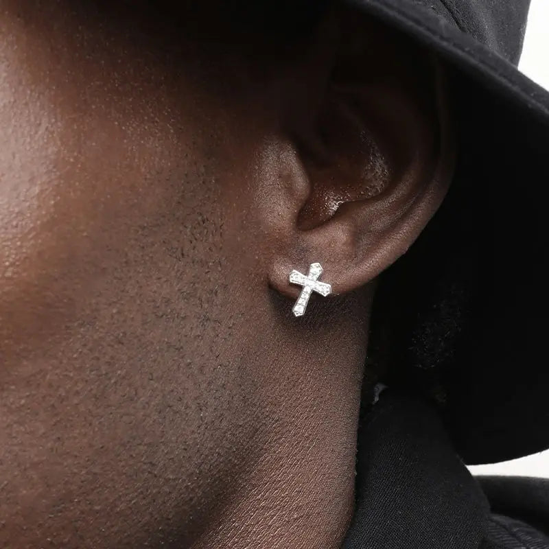 Boucle d'oreille croix