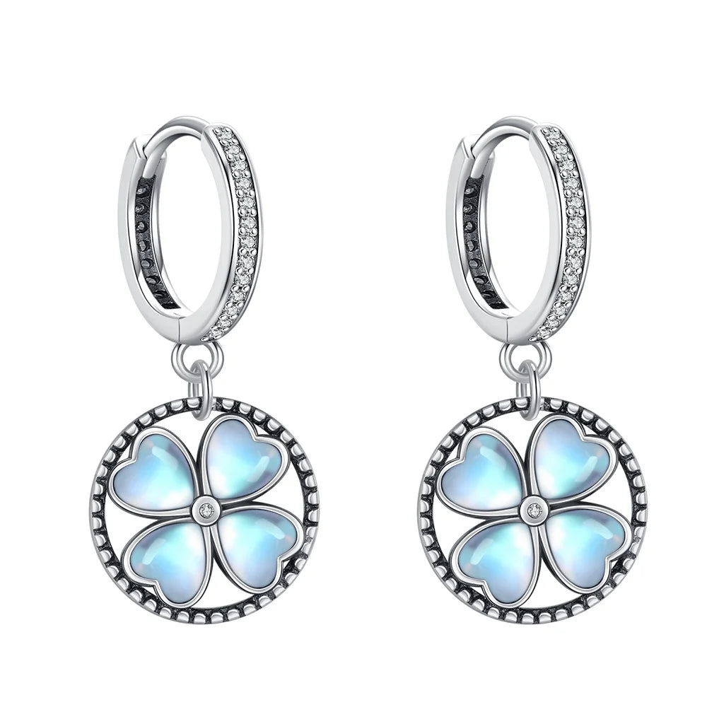 Boucle d'oreille fleur argent