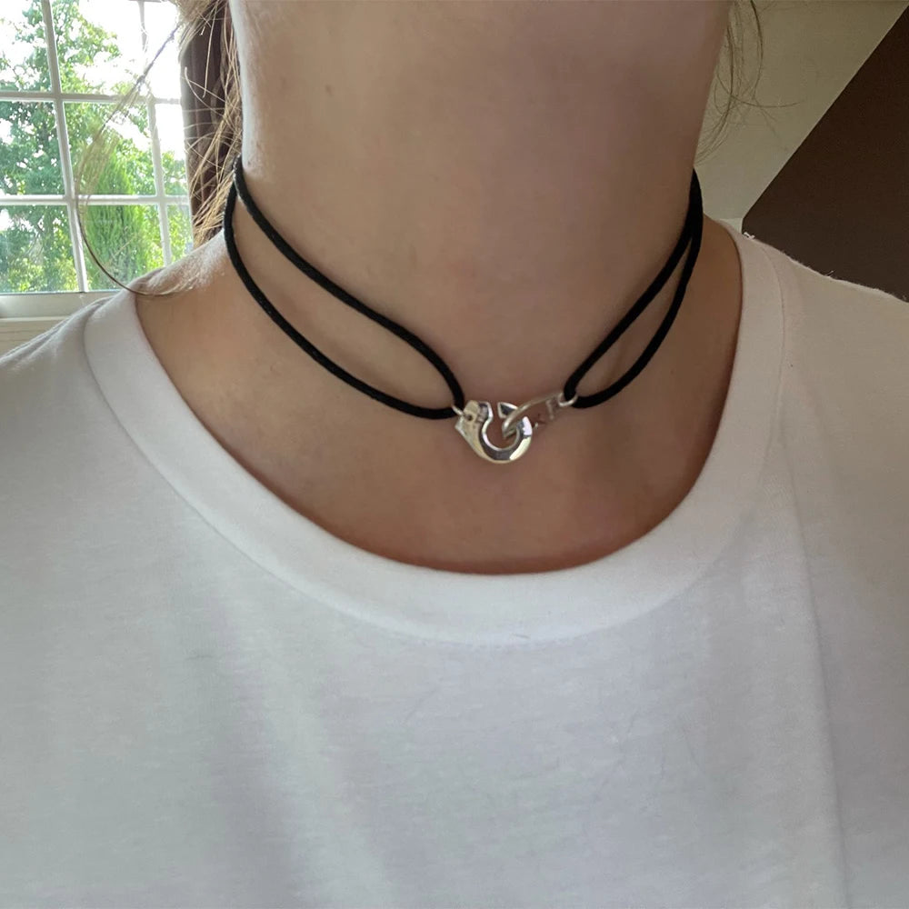 Collier Menotté Ras De Cou