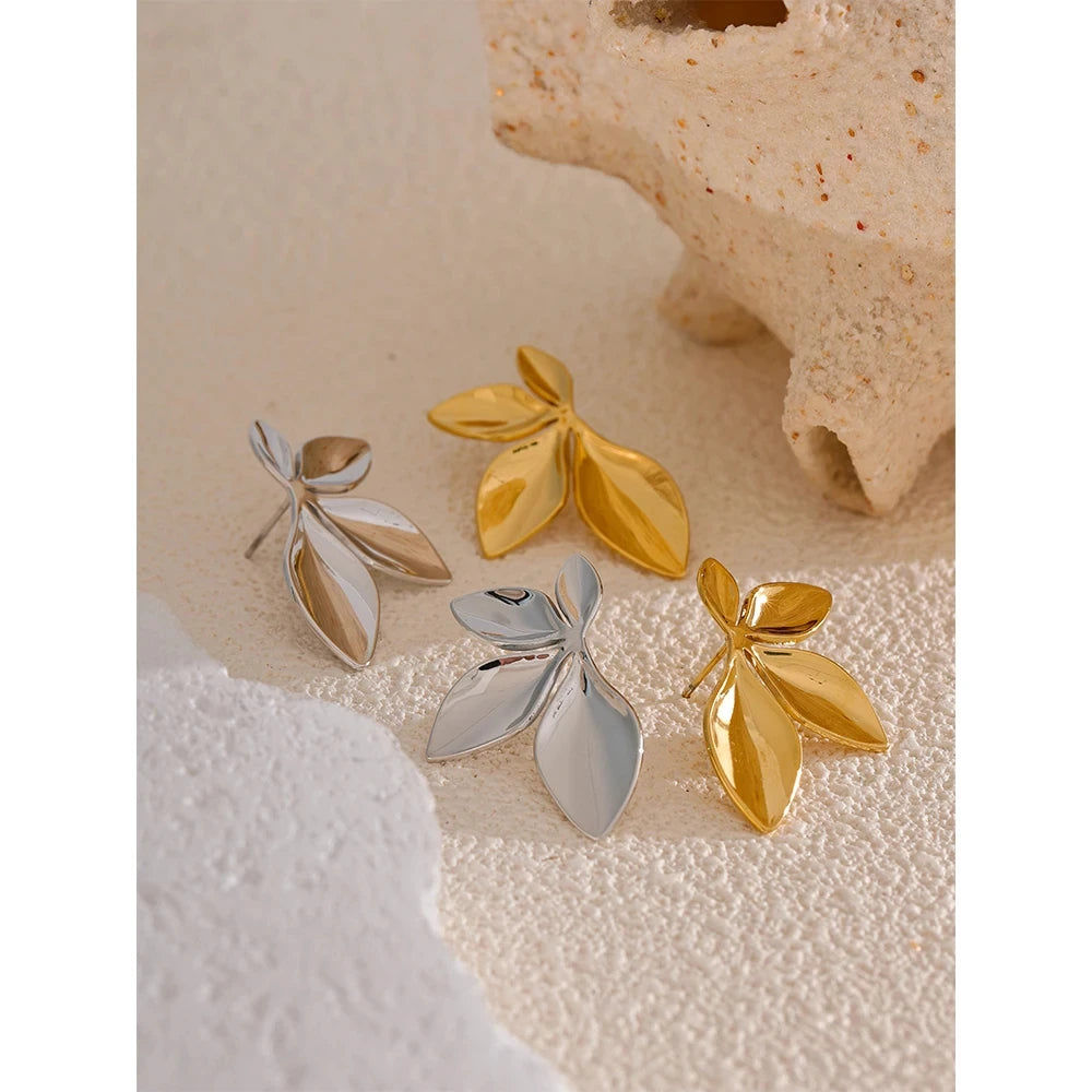Boucle d'oreille fleur acier inoxydable