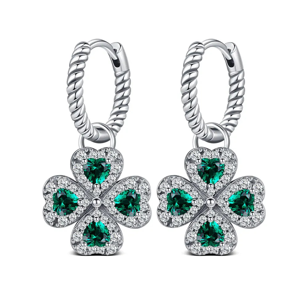 Boucle d'oreille fleur argent